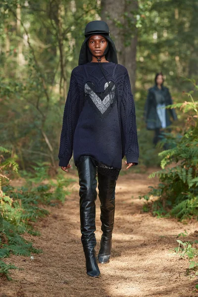 Look 46